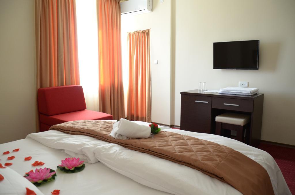 Esperanto Hotel Strumica Luaran gambar