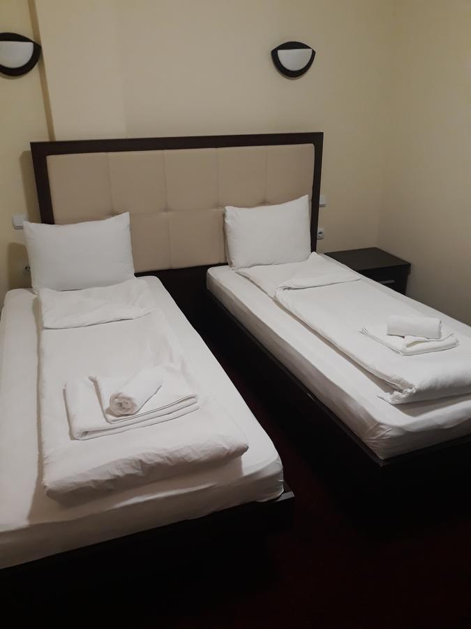 Esperanto Hotel Strumica Luaran gambar
